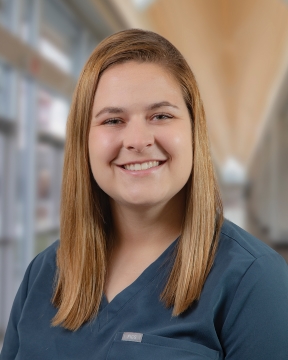 Abigail Crum, Athletic Trainer